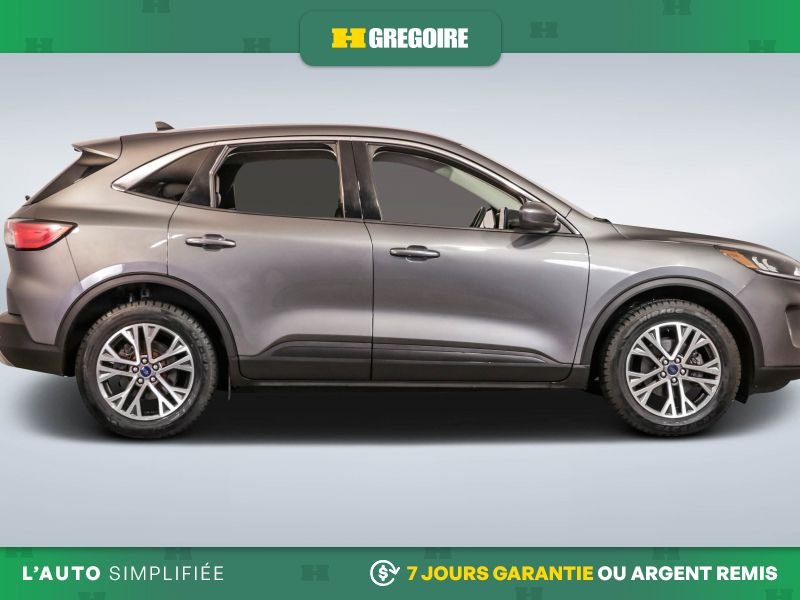 2022 Ford Escape Grey Laval - photo #10