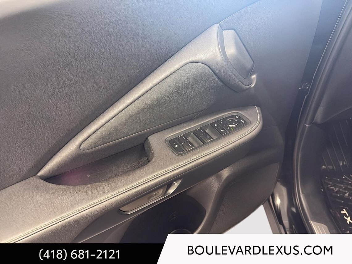 2024 Lexus TX Black Quebec - photo #27