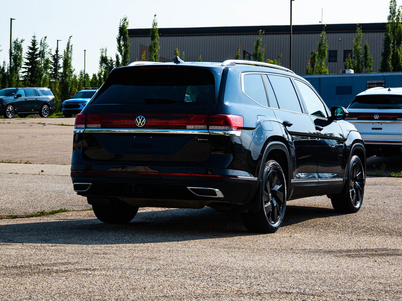 2024 Volkswagen Atlas Highline 2.0 TSI 4MOTION Black Sherwood Park - photo #12