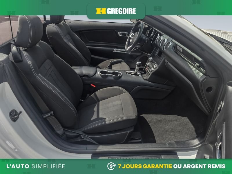 Ford Mustang 2021 Blanc Blainville - photo #20