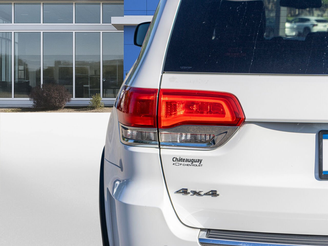 Jeep Grand Cherokee 4 RM, 4 portes, Limited 2014 Blanc Châteauguay - photo #34