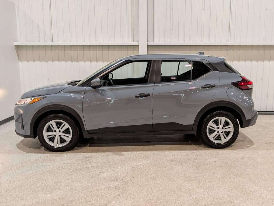 2024 Nissan Kicks Grey