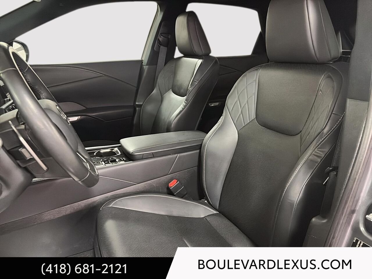 2023 Lexus RX Grey Quebec - photo #7