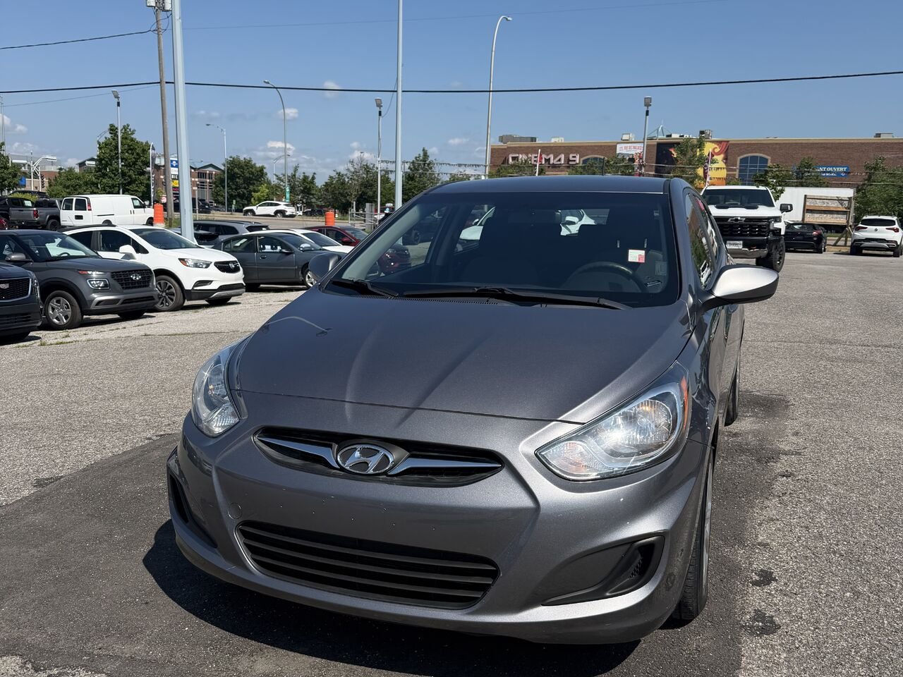2014 HYUNDAI ACCENT GLS/GS Voiture à hayon, 5 portes, boîte automatique GL Grey Gatineau - photo #0