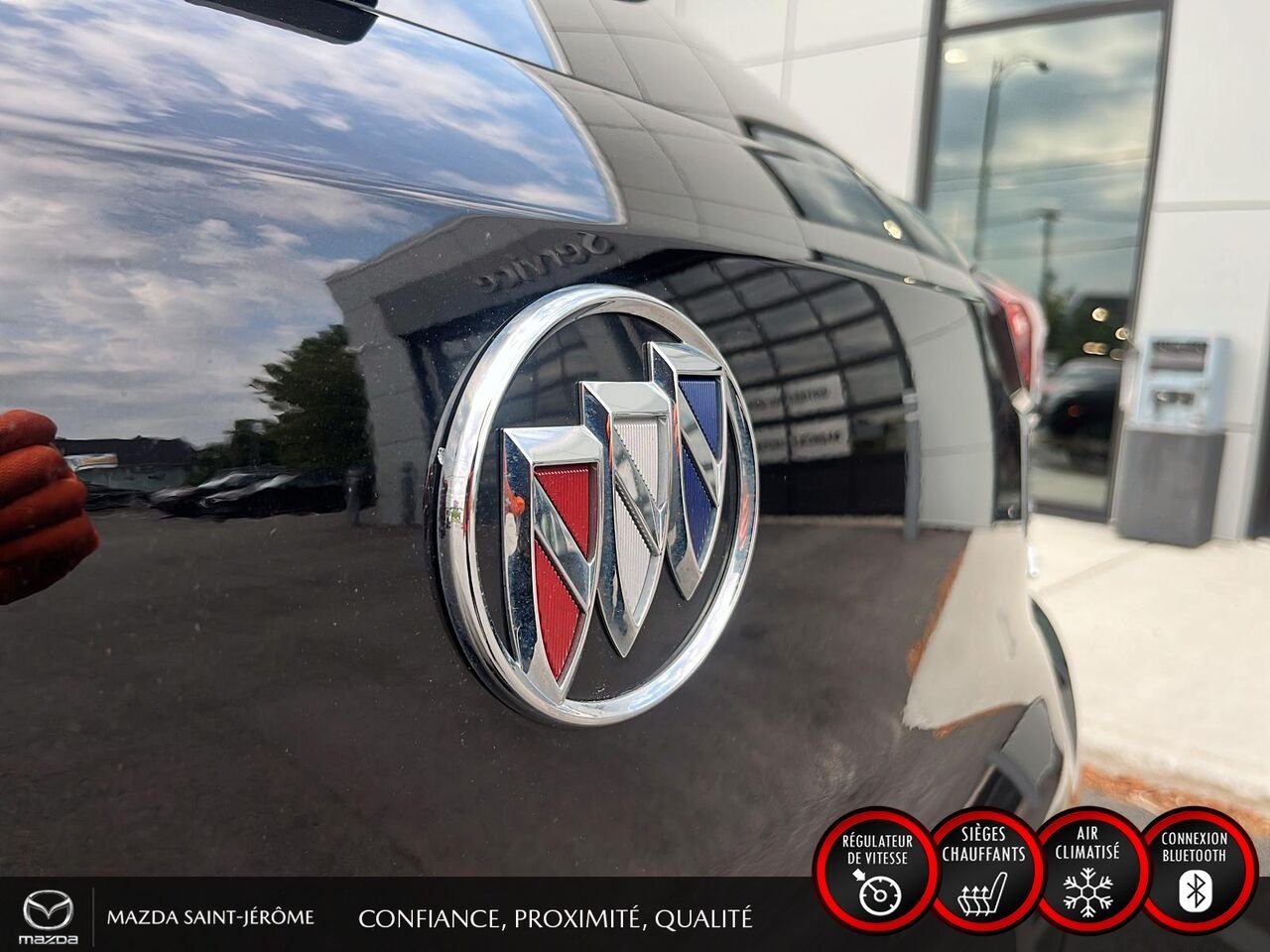 Buick Encore GX Privilégiée | ST | AWD | CLEAN CARFAX | 2023 Noir Saint-Jérôme - photo #7