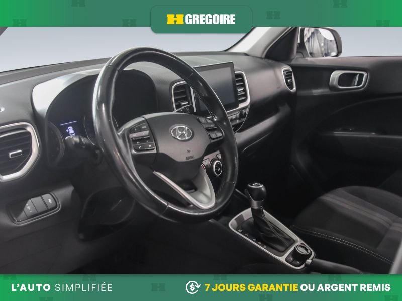 Hyundai Venue 2021 Blanc Laval - photo #8