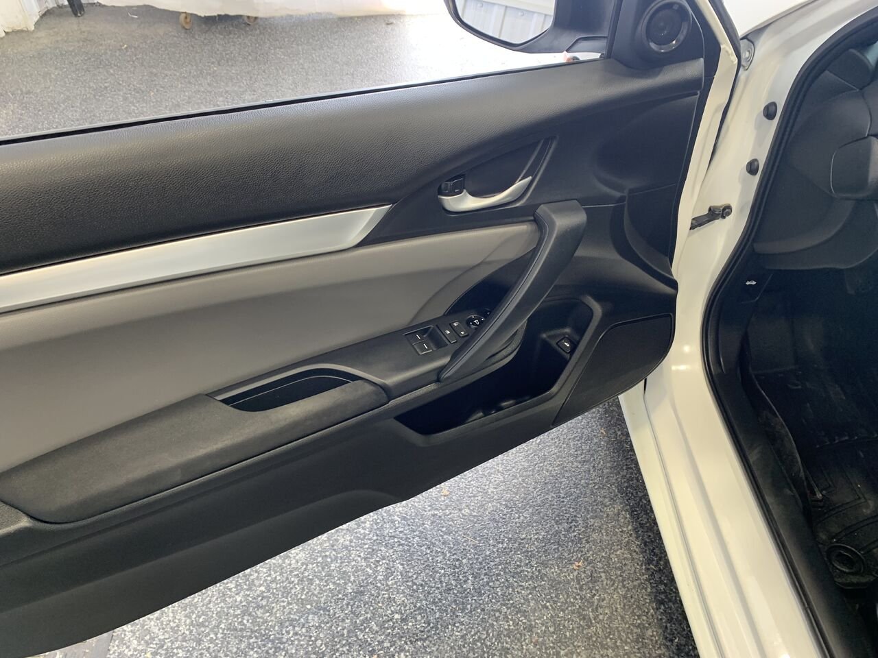 2017 Honda Civic Coupé LX CIVIC COUPE LX White Châteauguay - photo #13