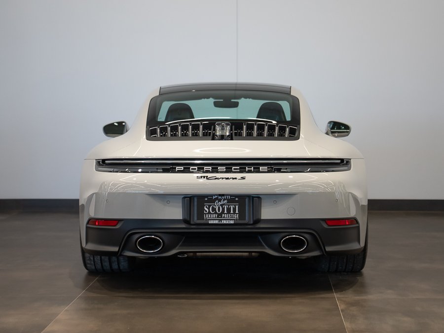 Porsche 911 2026 2026 Gris