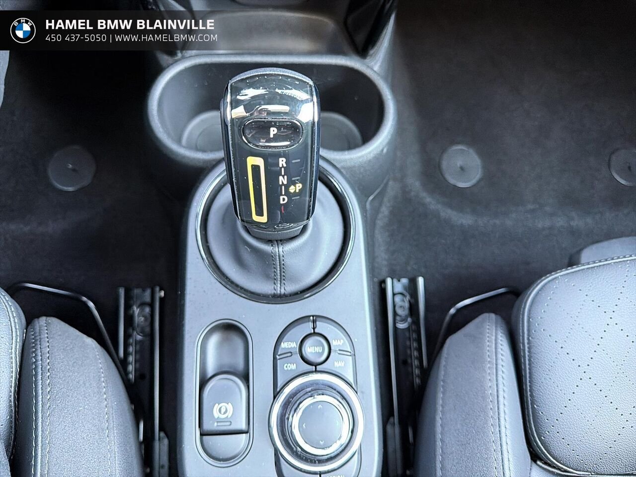 2024 MINI 3 portes Cooper SE TA Grey Blainville - photo #13
