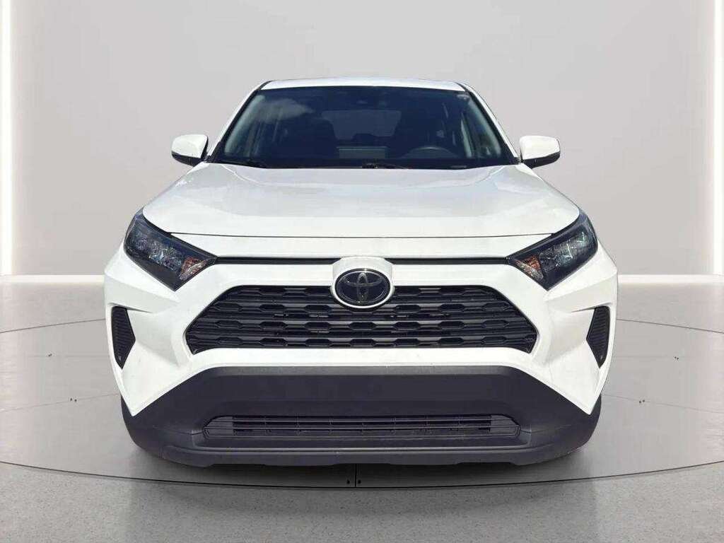 2024 Toyota RAV4 White Gatineau - photo #7