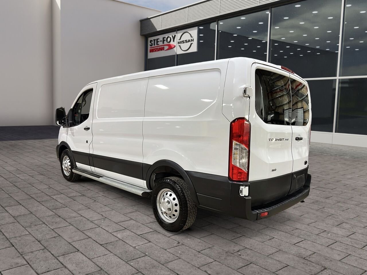 2024 Ford Transit fourgon utilitaire White Québec - photo #3