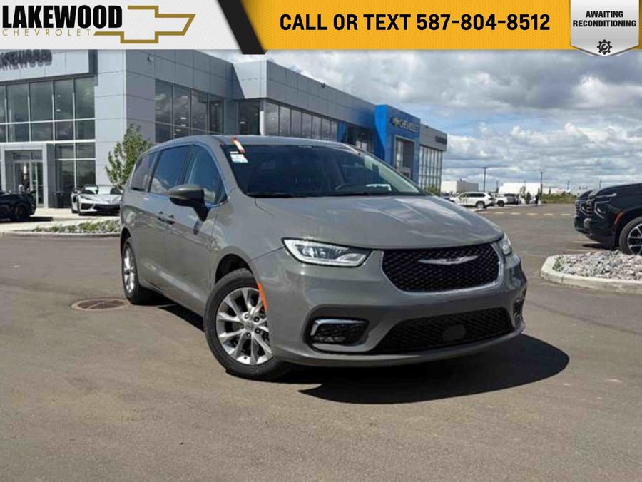 2023 Chrysler Pacifica 2023 Grey