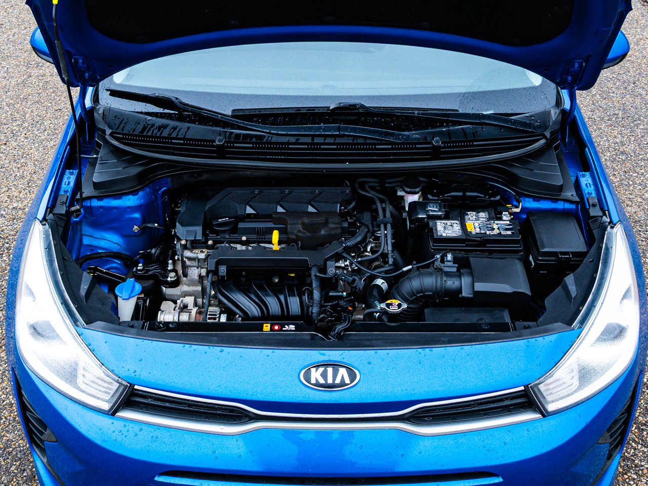 2021 Kia Rio 5-door LX+ IVT Blue Sherwood Park - photo #8