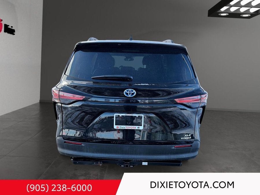 2022 Toyota Sienna 2022 Black