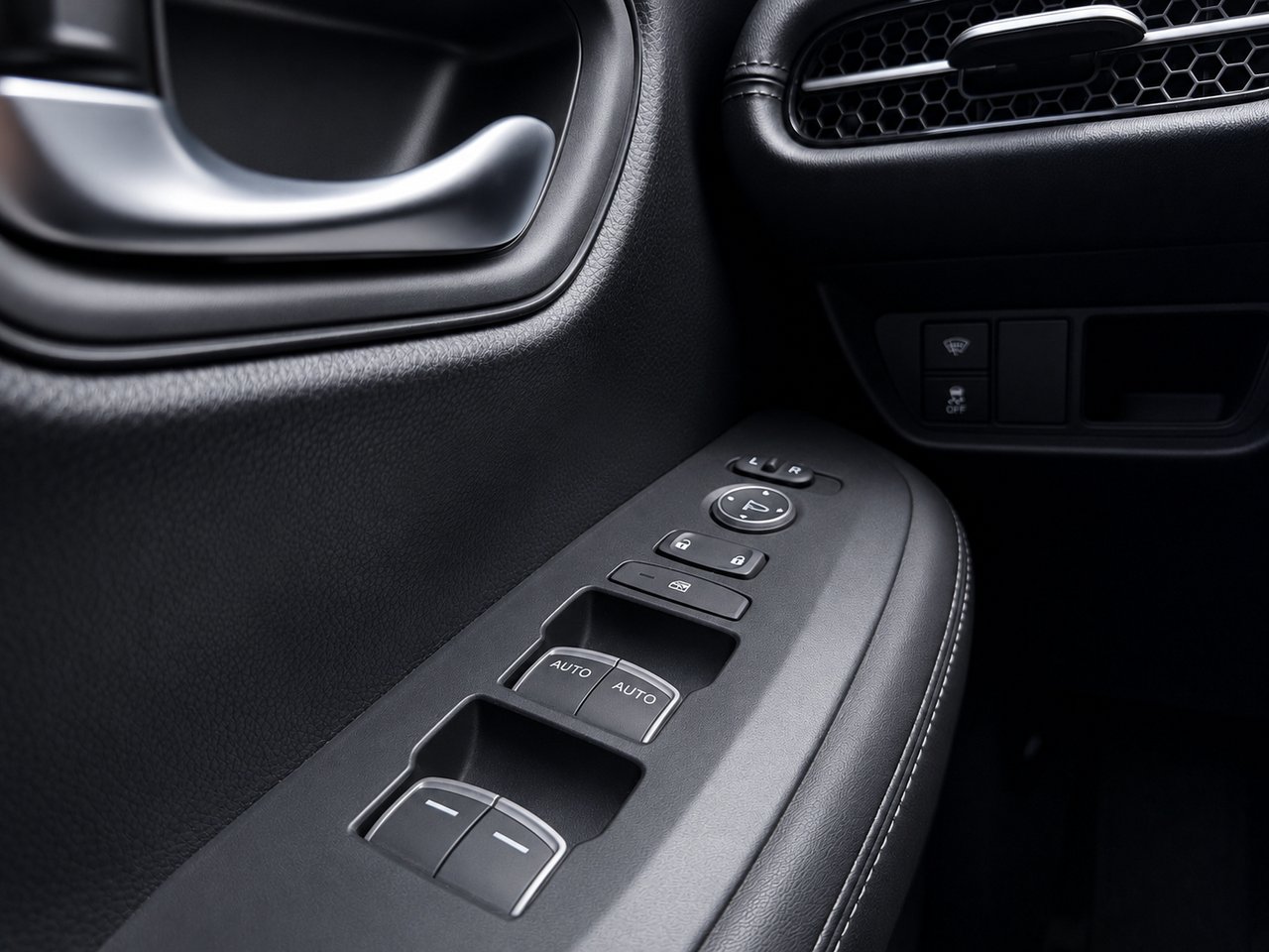 2024 Honda HR-V Grey Châteauguay - photo #16