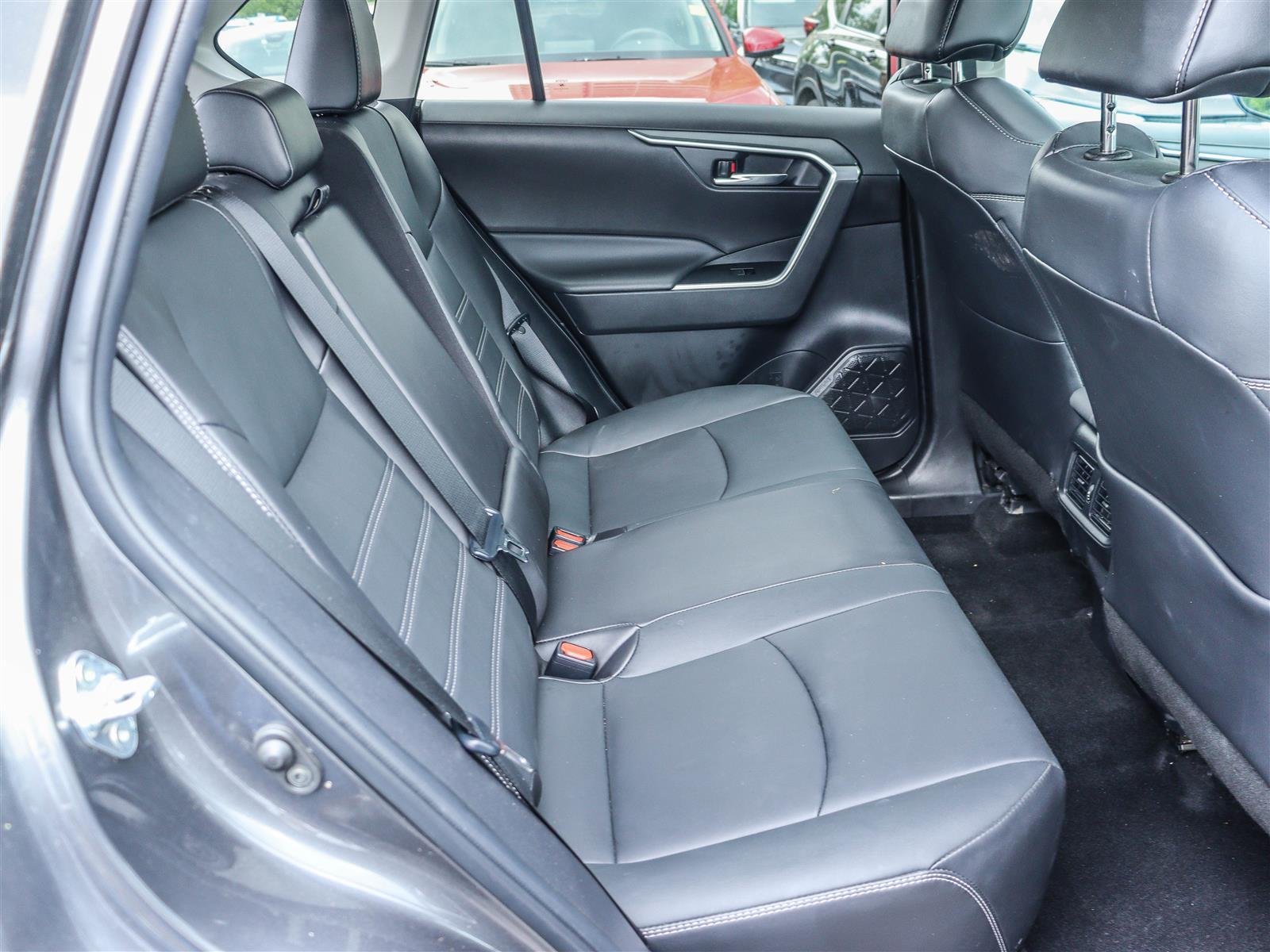Toyota RAV4 XLE 2022 Grey Ottawa & Gatineau - photo #17