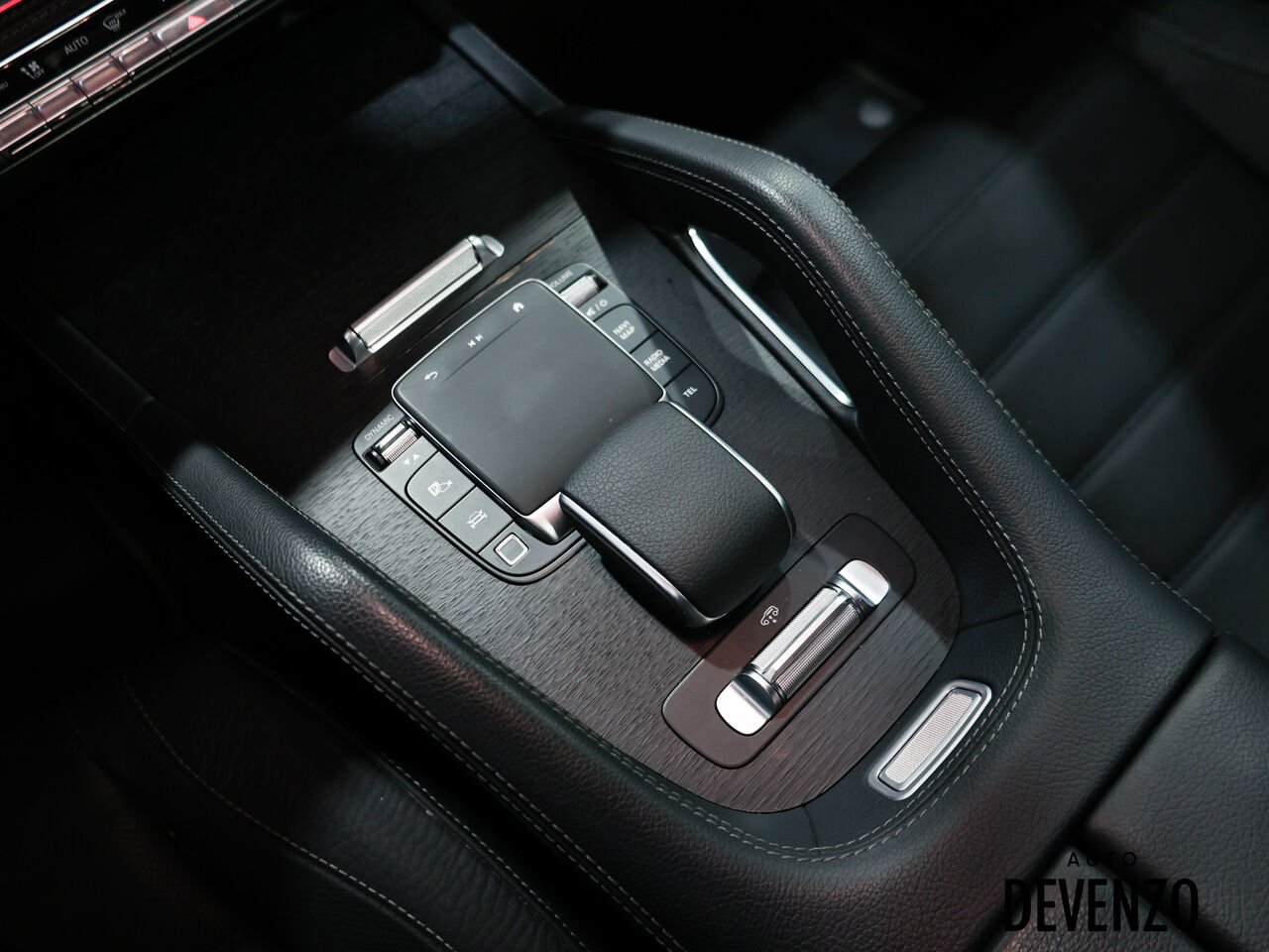 2026 Mercedes-Benz GLS White Saint-Eustache - photo #18