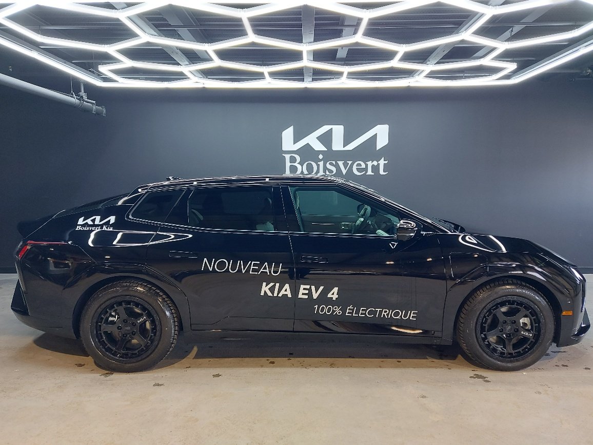 KIA EV4 2026 Noir Aurore Blainville - photo #1