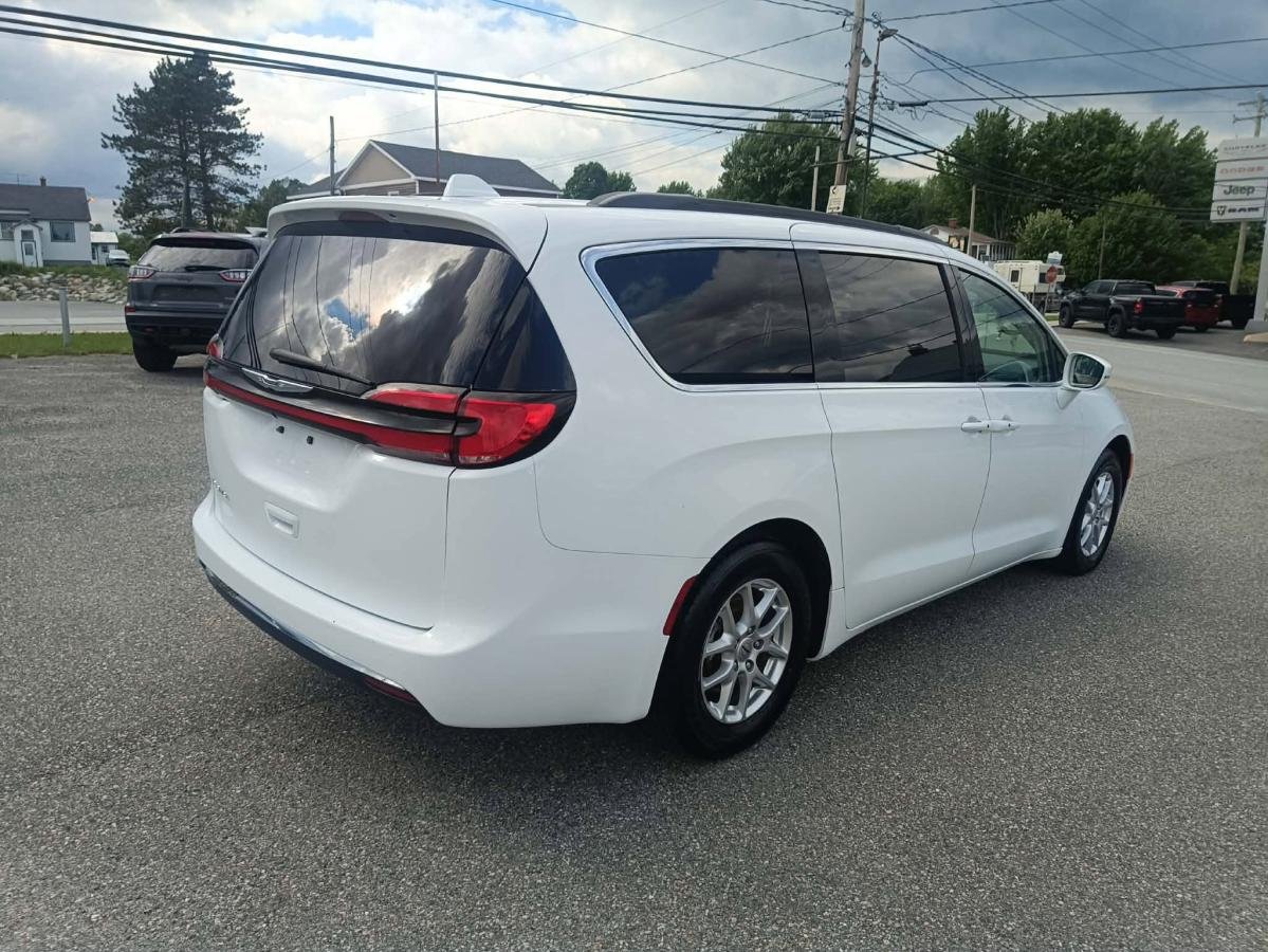 2022 Chrysler Pacifica White Lac Mégantic - photo #7