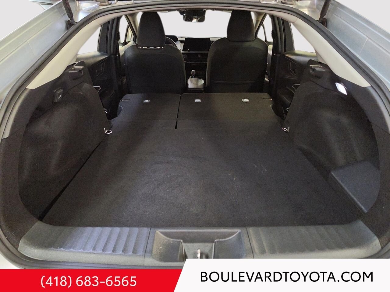 2025 Toyota Prius hybride branchable 531784-5 | SE Grey Québec - photo #19