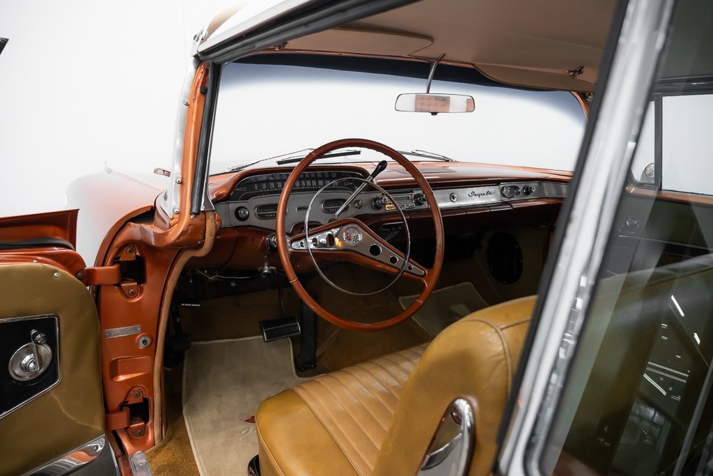 1958 Chevrolet Impala Bronze Montreal - photo #14