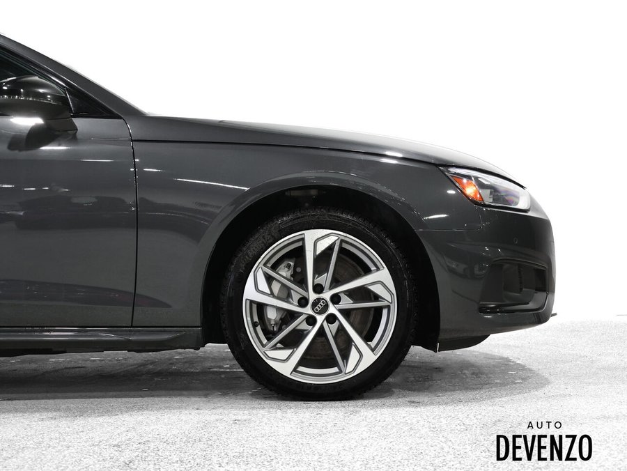 Audi berline A4 2023 2023 Gris