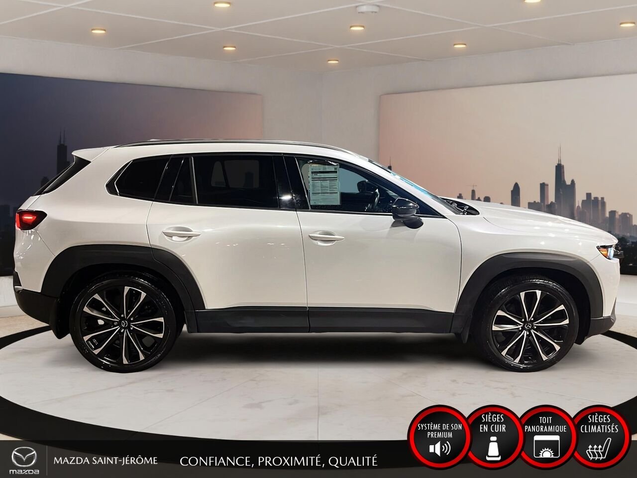 2023 Mazda CX-50 GT avec moteur turbo | TOIT PANO | TOWING PACK | CUIR | AWD | White Saint-Jérôme - photo #4