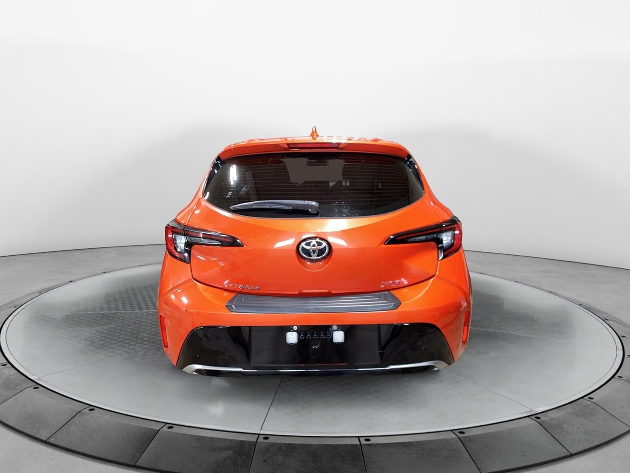 Toyota Corolla Hatchback NIV JTNK4MBE8P3198201 2023 Rouge Chicoutimi - photo #3