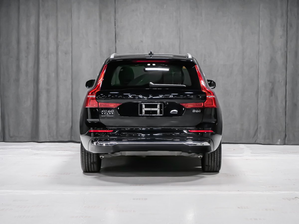 2022 Volvo XC60 B6 INSCRIPTION CLIMATE BOWERS & WILKINS Black Montreal - photo #4