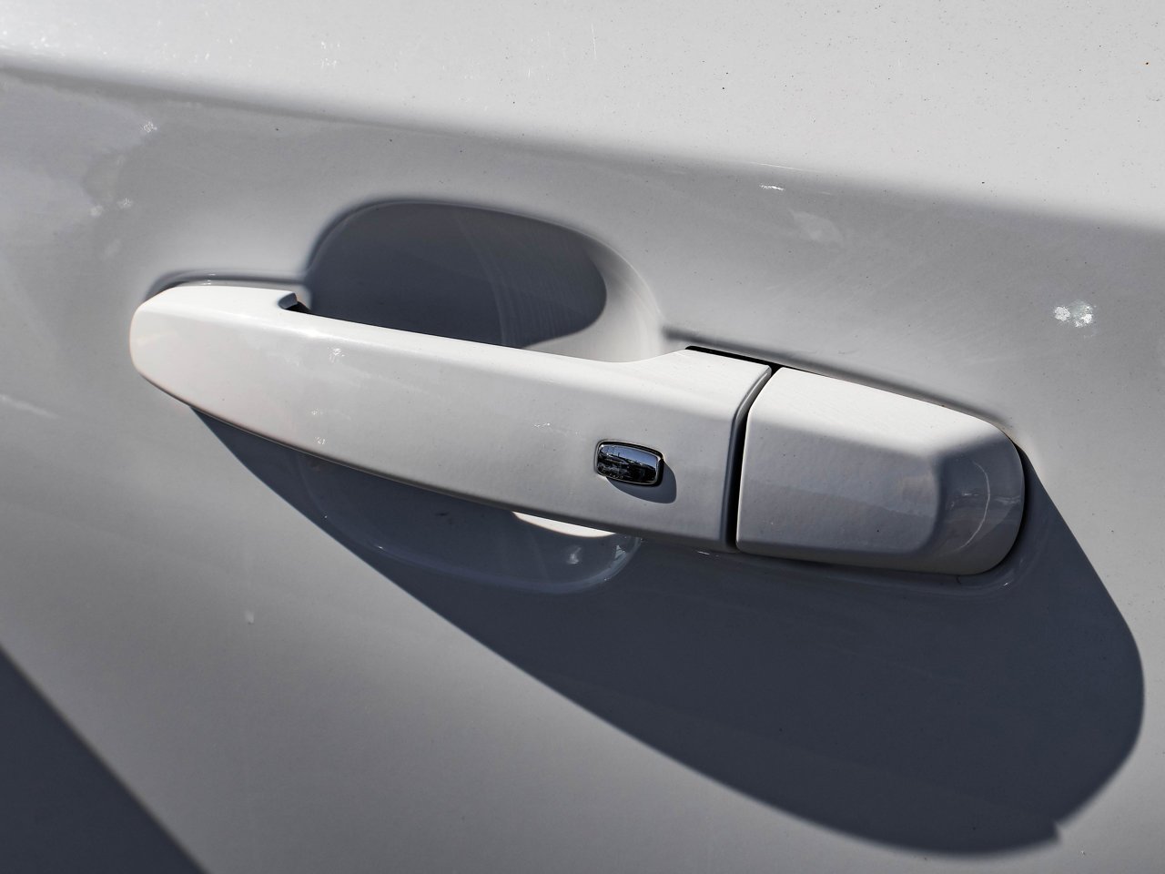 2022 GMC Terrain AWD 4dr AT4 White Sherwood Park - photo #11