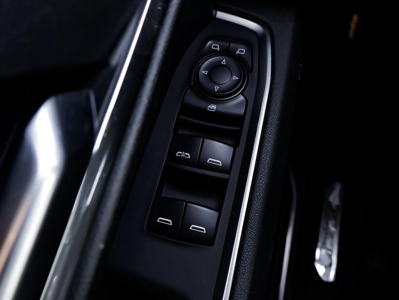 2025 Chevrolet Silverado 1500 4WD Crew Cab 147 LT Trail Boss Blue Sherwood Park - photo #17
