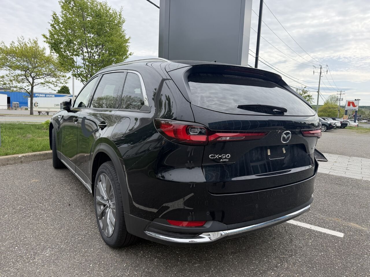 MAZDA CX-90 hybride léger 2025 Noir de jais mica Ste-Marie - photo #5