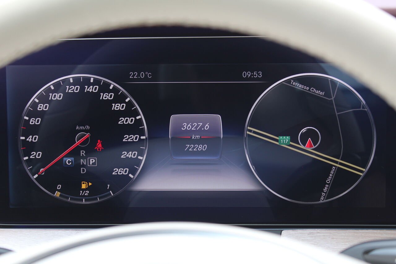 Mercedes-Benz Classe-E VIN: WDD1K6GB4JF060375 2018 Bleu Sainte-Rose - photo #15