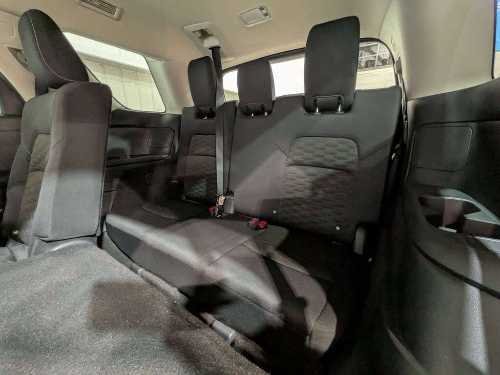 2024 Nissan Pathfinder S 4WD Grey Val-David - photo #11