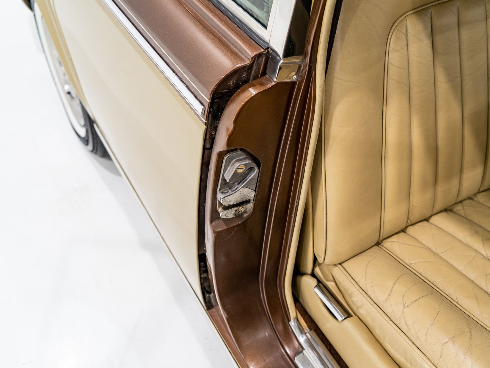 Rolls Royce Silver Shadow Project car **PRIX EN USD** 1974 Brun Montréal - photo #89