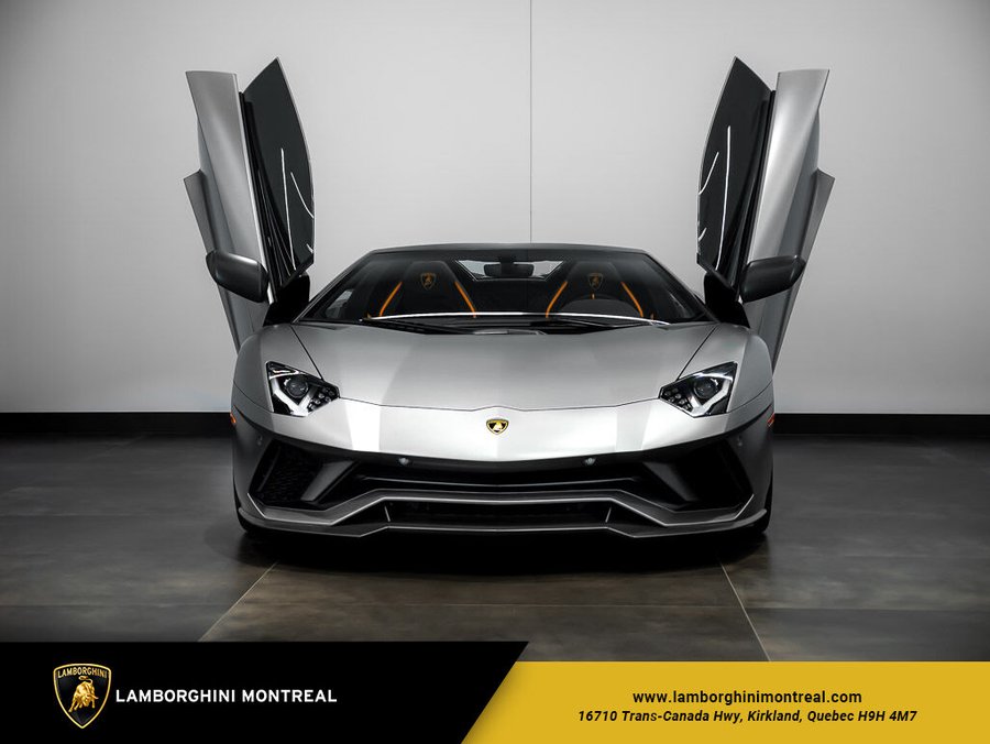 2022 Lamborghini Aventador 2022 Grey