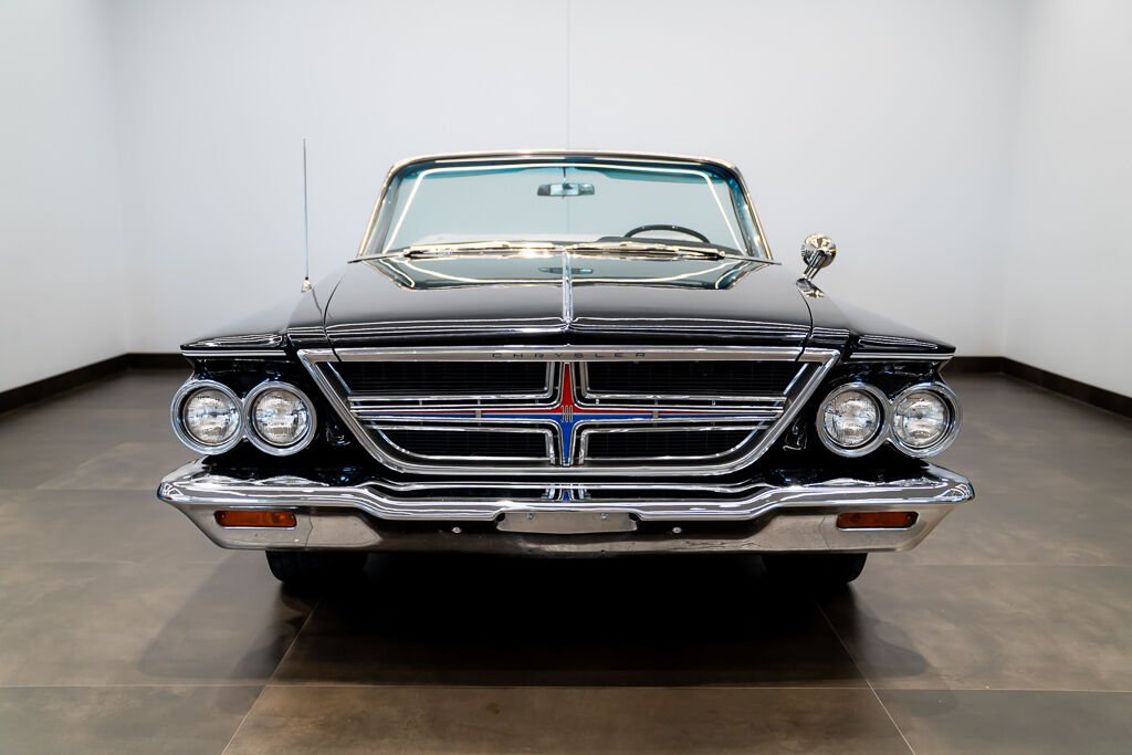 Chrysler 300 1964 Noir Montréal - photo #2