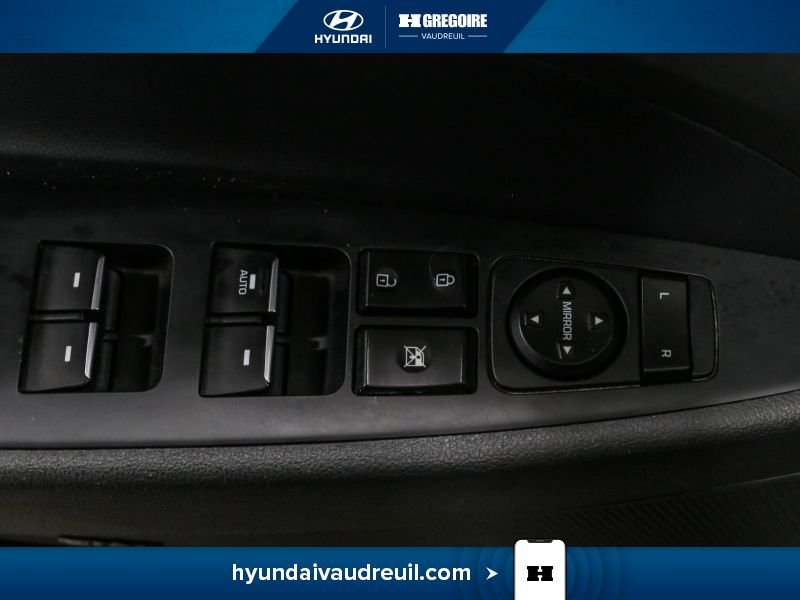 2019 Hyundai Tucson White Laval - photo #16