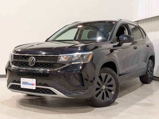 2024 Volkswagen Taos Black