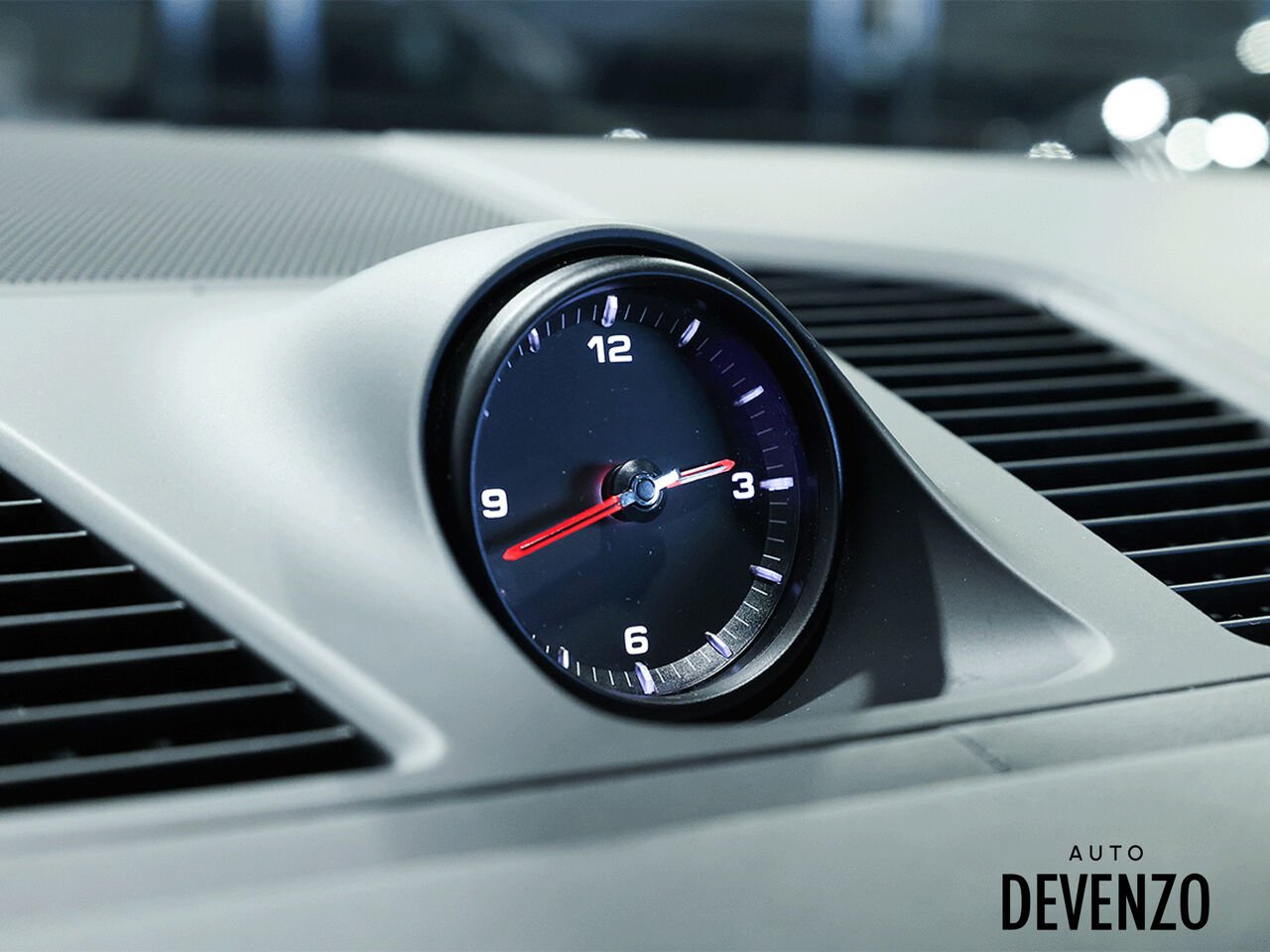 2022 Porsche Cayenne Grey Saint-Eustache - photo #19