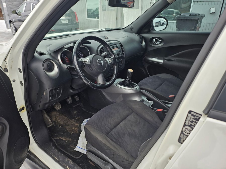 2013 Nissan JUKE SV White