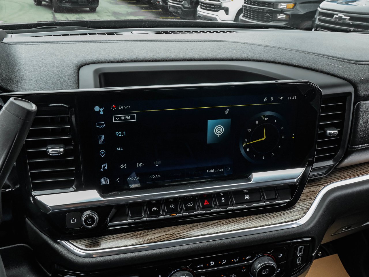 2024 Chevrolet Silverado 1500 4WD Crew Cab 147 RST Black Sherwood Park - photo #27