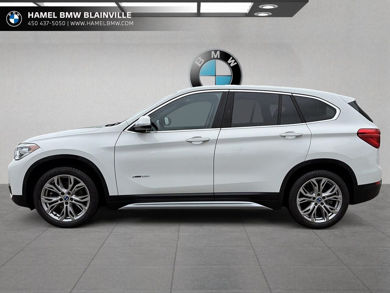 2018 BMW X1 xDrive28i véhicule d'activités sportives White Blainville - photo #4