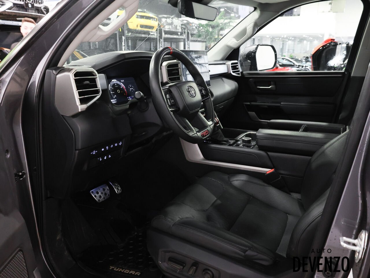 2024 Toyota Tundra Grey Saint-Eustache - photo #11