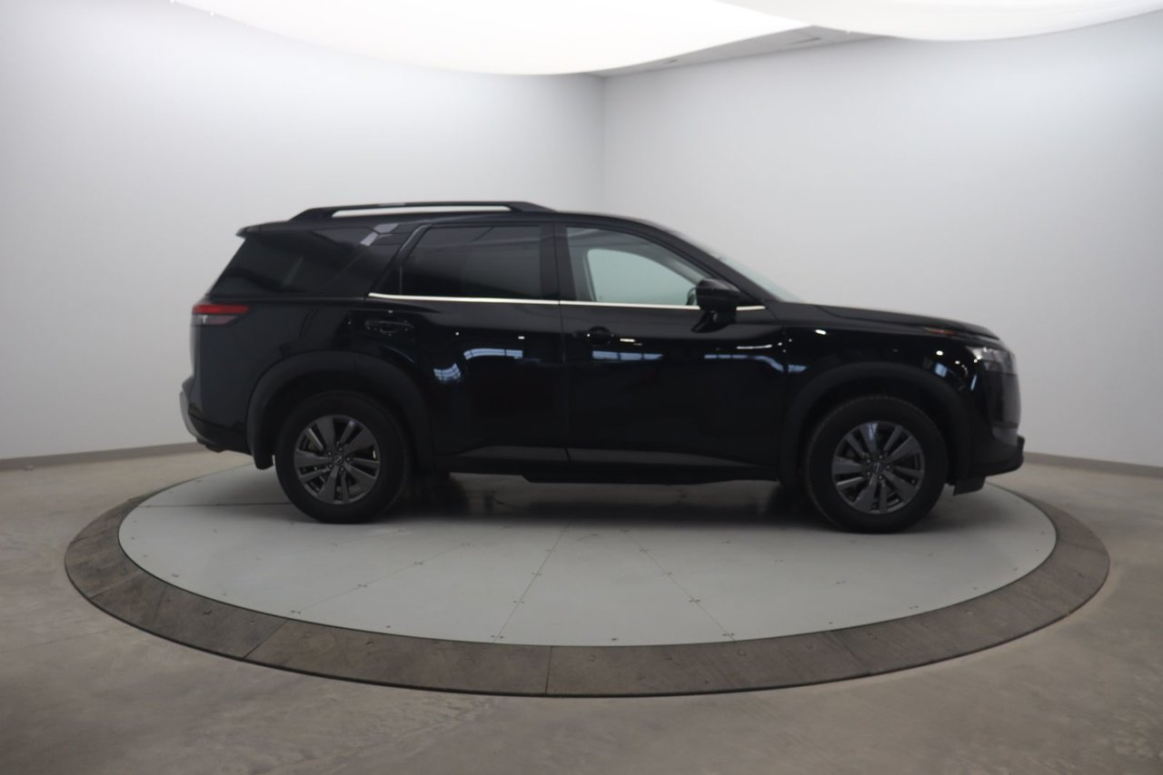 Nissan Pathfinder NIV 5N1DR3BE0RC216097 2024 Noir Chicoutimi - photo #4