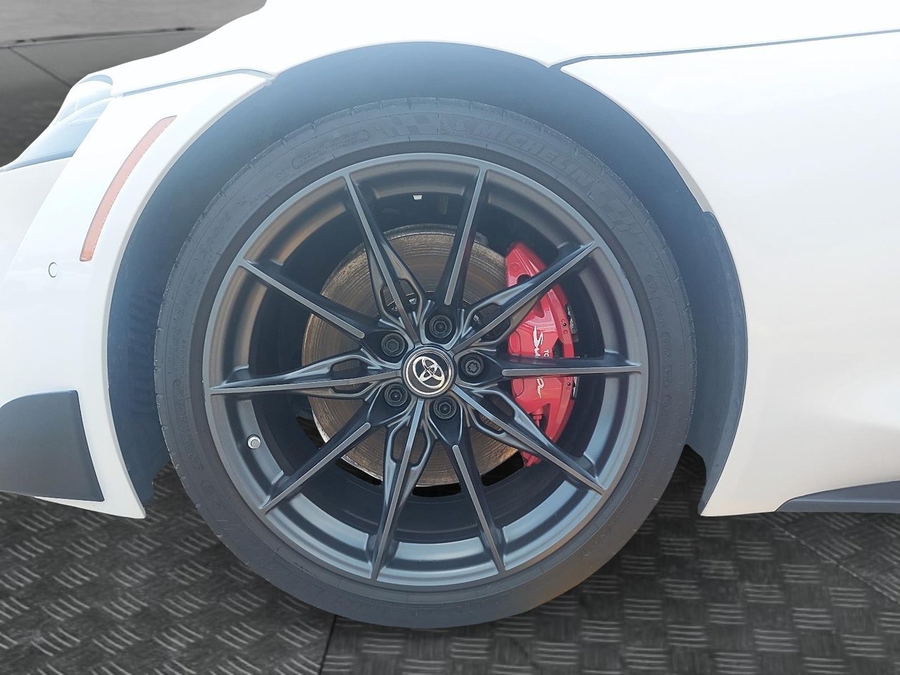 Toyota GR Supra NIV WZ1DB0G08PW059775 2023 Blanc Baie-Comeau - photo #6