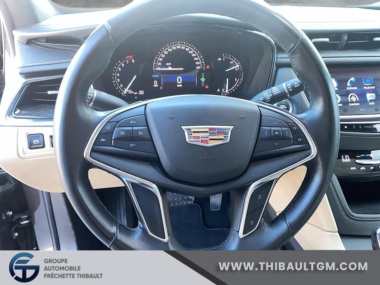 CADILLAC XT5 Traction avant, 4 portes 2018 Gris Montmagny - photo #9