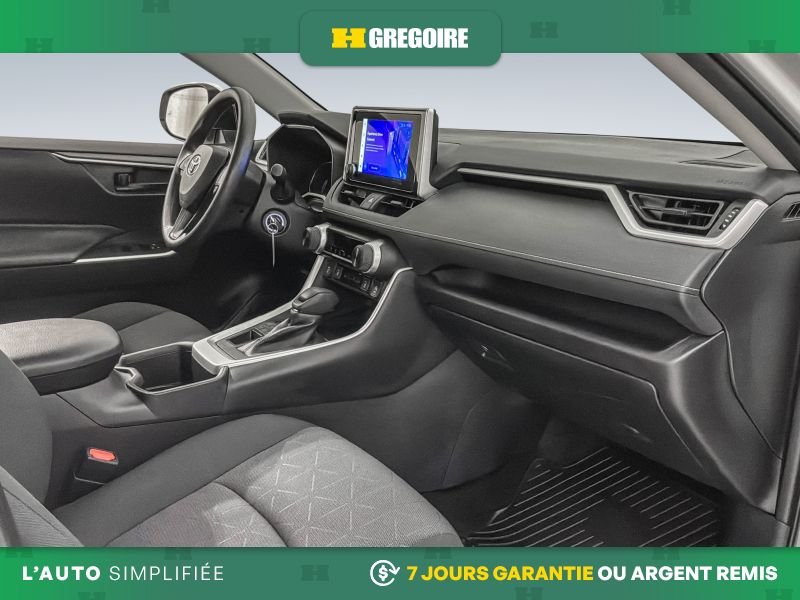 2024 Toyota Rav 4 White Laval - photo #35