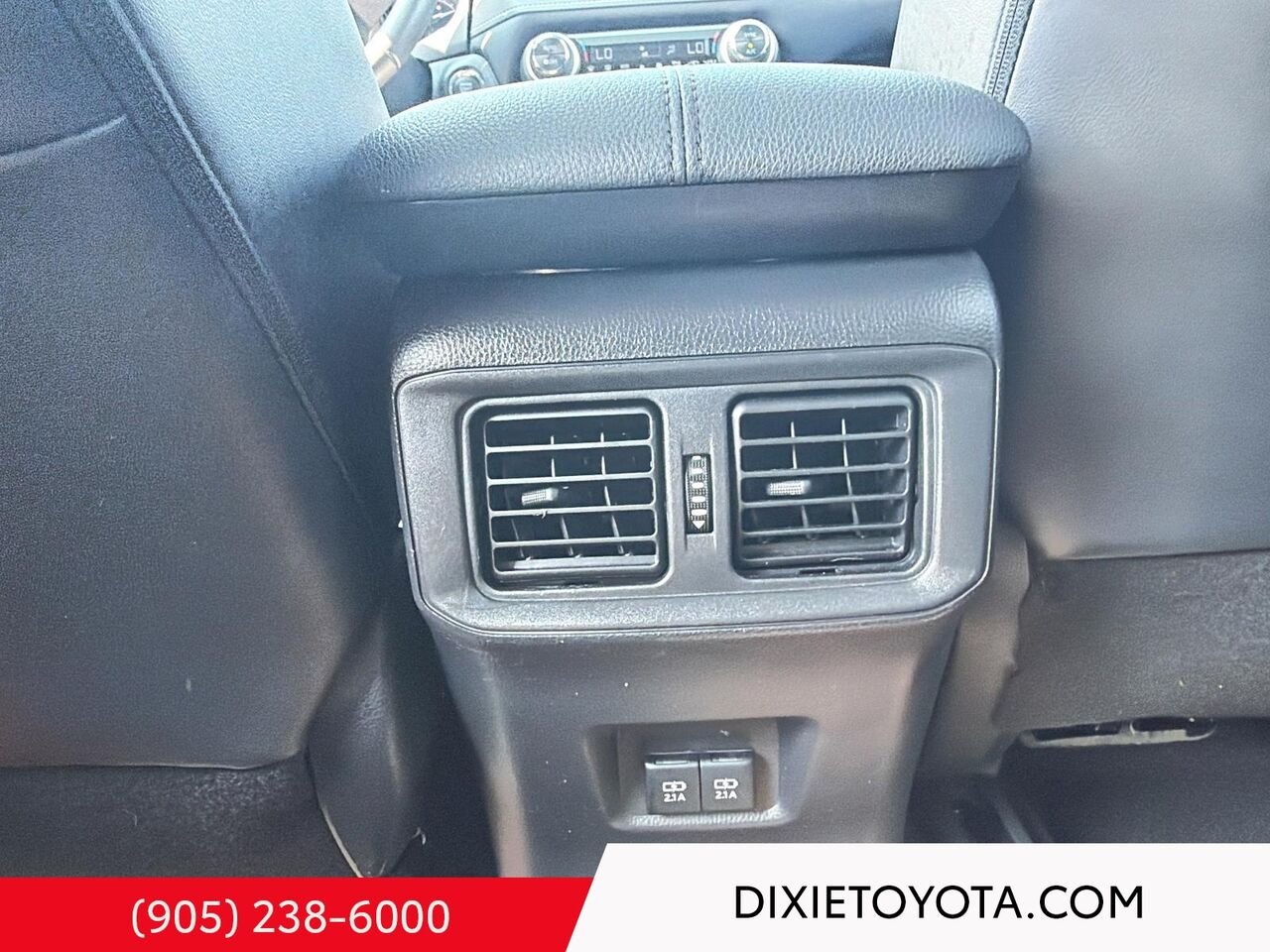 2021 Toyota RAV4 LIMITED AWD / HEATED AND VENTILATED SEATS / MOONROOF / LEATHER SURFACE / ALLOY WHEELS / CARPLAY AND ANDROID AUTO Grey Mississauga - photo #20
