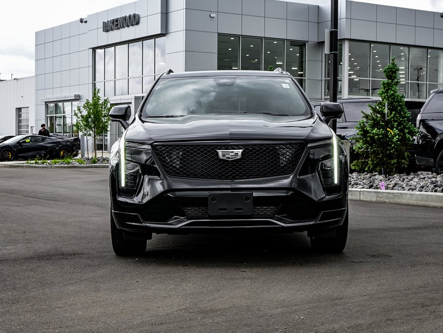 2024 Cadillac XT4 2024 Black